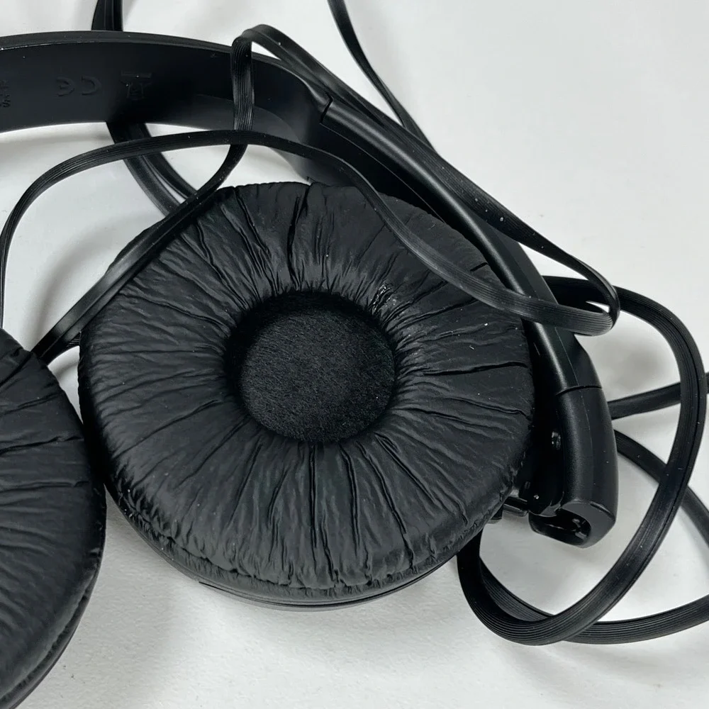 Sony MDR-ZX110 Wired On-Ear Headphones Black Swivel Folding MDRZX110/B